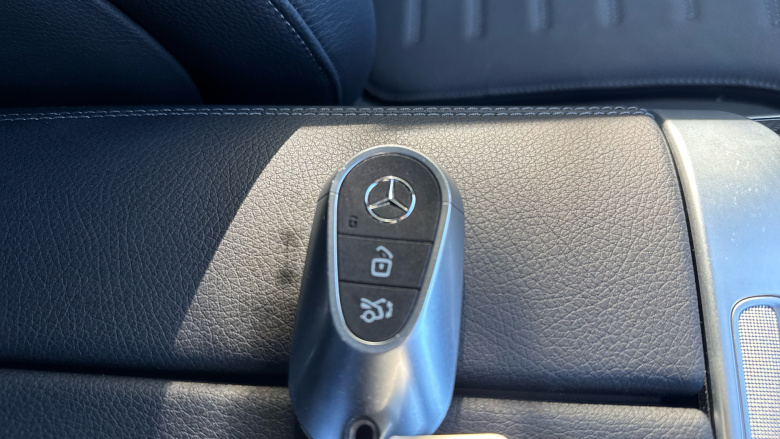 Mercedes-Benz GLC 220d 4Matic AMG Line Premium + 5dr 9G-Tronic Diesel Estate